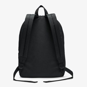 Nike Classic ranac, crni