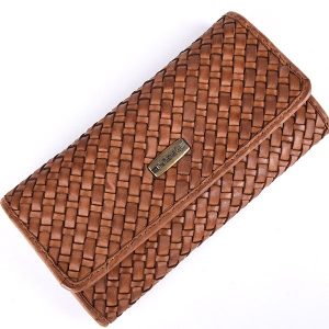 Manual ženski kožni novčanik 611 – ručno pleteni od washed kože, dve boje