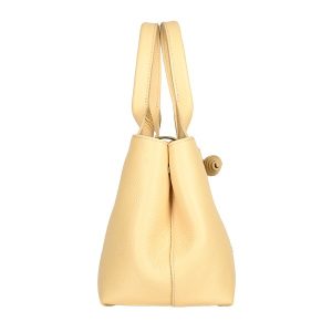 Manual ženska kožna torba 56287 – svetložuta mini tote sa kožnom kopčom