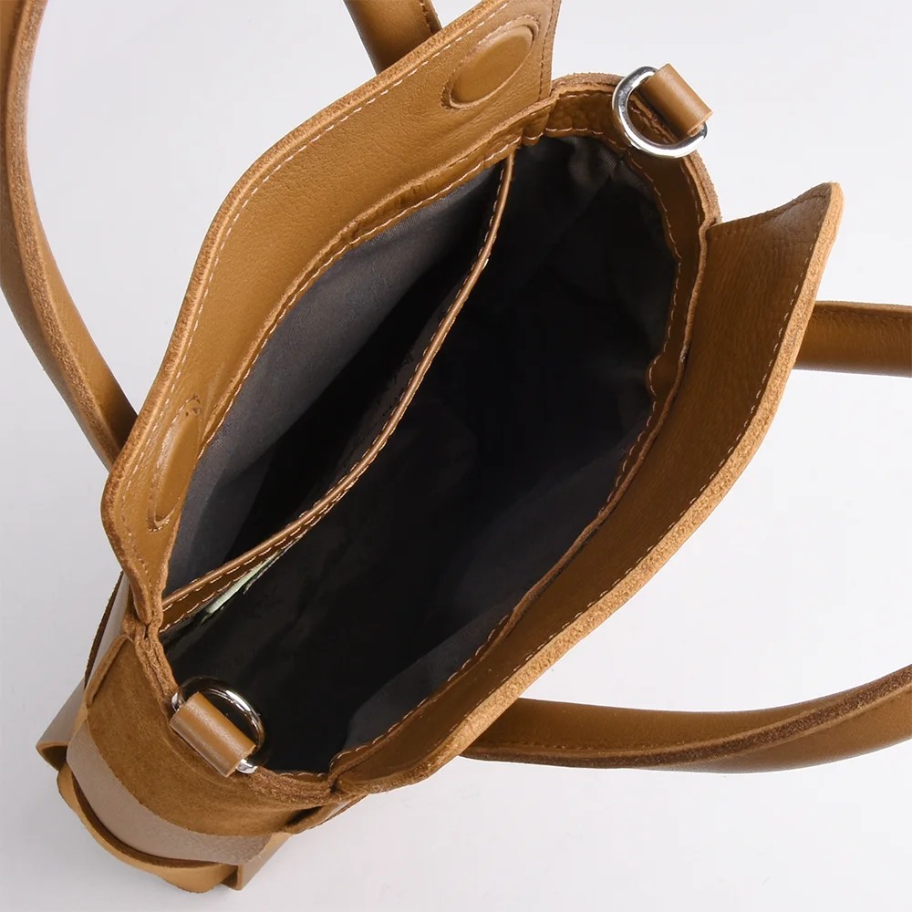 Manual ženska kožna torba 56229 – mini tote od pletene kože, oker ili krem